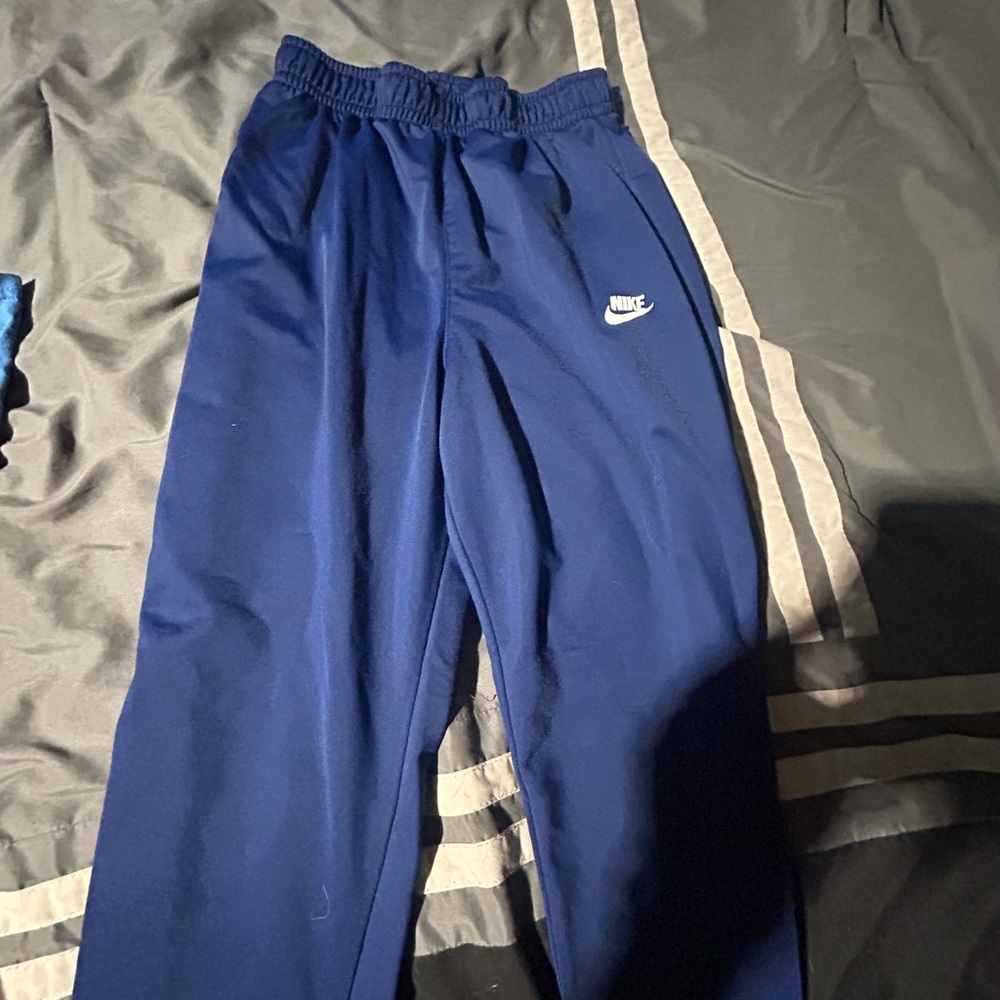 Nike Blue Sweatpants with Relaxed Fit and Signature Swoosh